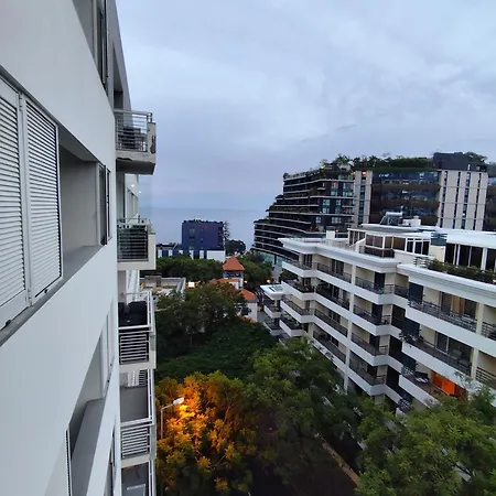 Belem Nest - Calm Within The Apartment